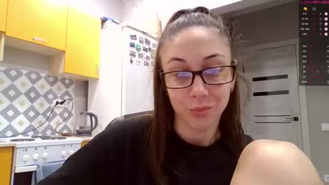 Snapshot of miranda_wish chatting on October 21, 5:49 pm MIRANDA online show from October 21, 5:49 pm
