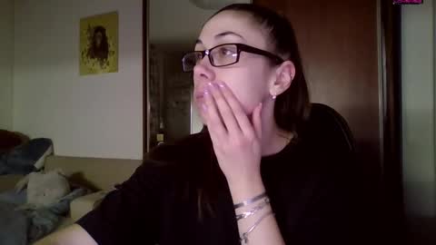 Snapshot of miranda_wish chatting on December 25, 3:49 pm MIRANDA online show from December 25, 3:49 pm