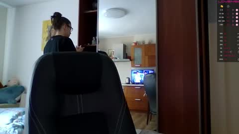 Snapshot of miranda_wish chatting on September 15, 8:49 am MIRANDA online show from September 15, 8:49 am