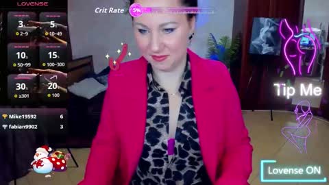 Snapshot of mirandadyson chatting on October 6, 7:10 pm MirandaDyson online show from October 6, 7:10 pm