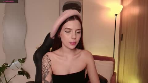 Miranda Shaw online show from January 31, 9:23 pm