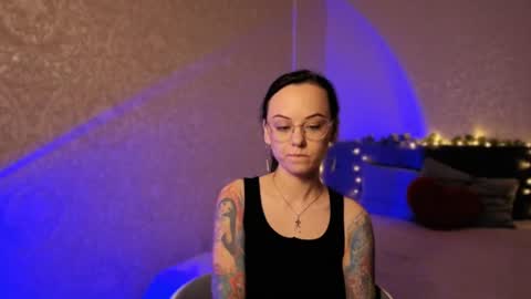 MiraSkyy online show from June 21, 7:31 pm