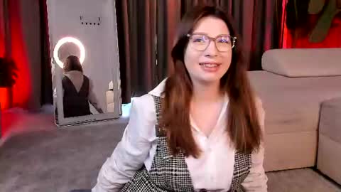 Mira online show from June 28, 3:19 pm