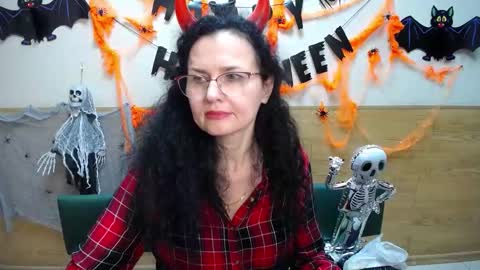 Miroslava Happi online show from October 31, 8:26 am