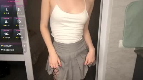 Molly online show from November 18, 5:38 pm