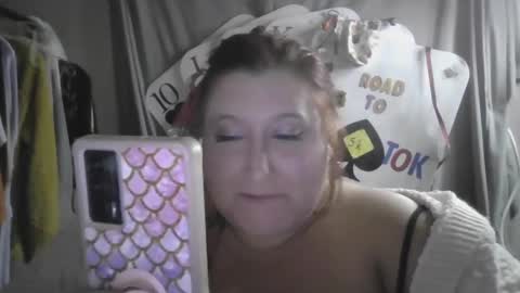 MissLadyB69 online show from October 3, 4:32 am