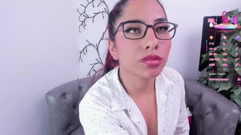 Snapshot of miss___allison chatting on March 10, 5:07 pm Allison online show from March 10, 5:07 pm