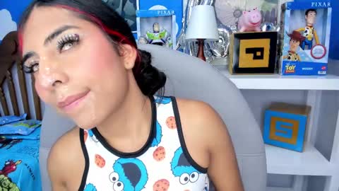 Snapshot of miss___allison chatting on February 17, 2:06 pm Allison online show from February 17, 2:06 pm