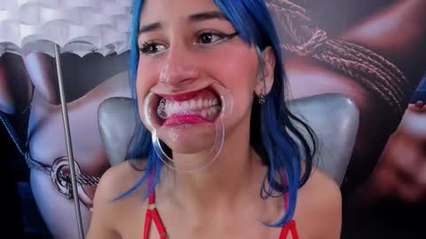 Taylor online show from December 22, 2:07 am