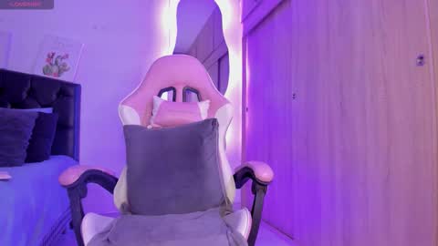 A M A R A N T H A online show from March 10, 12:42 pm