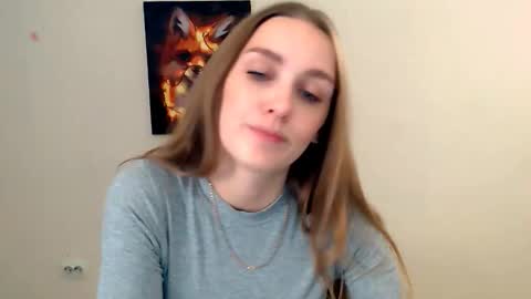 Snapshot of miss_angelina_ chatting on October 17, 6:39 am Angelina online show from October 17, 6:39 am