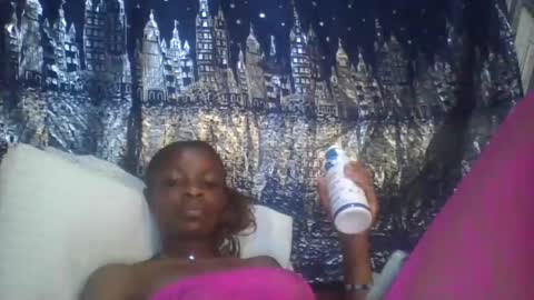 miss_belllo online show from February 7, 10:08 am