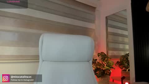 Catalina online show from March 24, 11:49 am