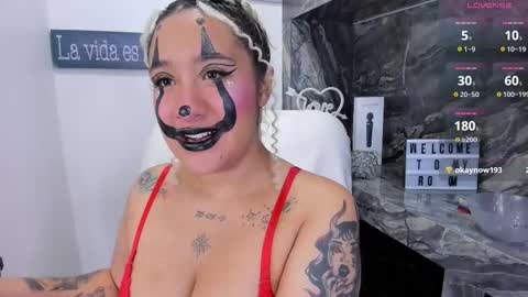Snapshot of miss_danika chatting on October 17, 11:25 am Danika online show from October 17, 11:25 am