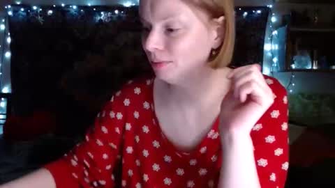 Snapshot of miss_elistia_ chatting on February 24, 3:31 pm Elis online show from February 24, 3:31 pm