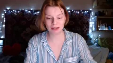 Snapshot of miss_elistia_ chatting on February 3, 7:42 pm Elis online show from February 3, 7:42 pm