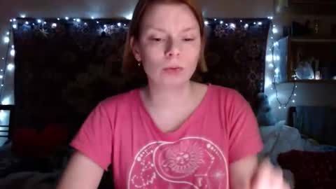 Snapshot of miss_elistia_ chatting on January 23, 3:01 pm Elis online show from January 23, 3:01 pm