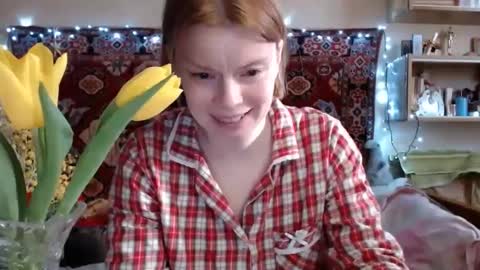 Snapshot of miss_elistia_ chatting on March 7, 2:01 pm Elis online show from March 7, 2:01 pm