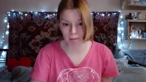 Snapshot of miss_elistia_ chatting on February 4, 12:33 pm Elis online show from February 4, 12:33 pm
