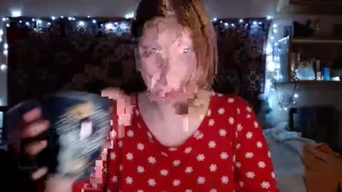 Snapshot of miss_elistia_ chatting on January 24, 3:24 pm Elis online show from January 24, 3:24 pm