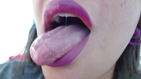 Miss Evoleth online show from April 15, 4:21 pm