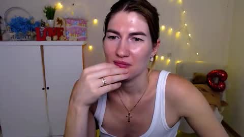 Hellen online show from November 29, 7:49 am