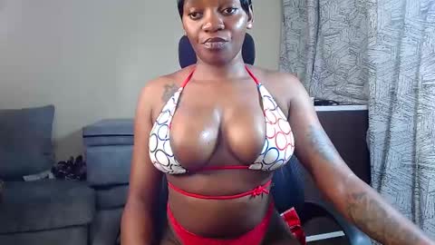 Snapshot of miss_kiiki chatting on February 11, 7:54 am miss_kiiki online show from February 11, 7:54 am