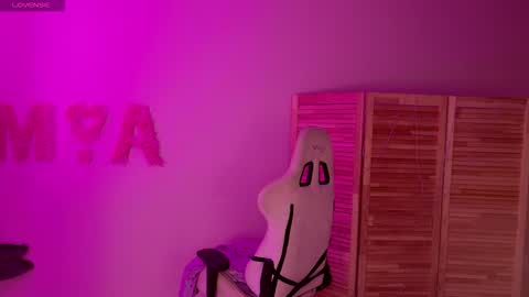 Mamma Mia online show from November 27, 5:48 am