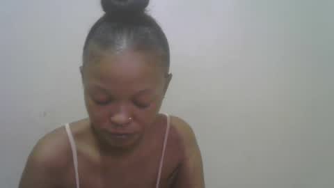 miss_rihanna2 online show from March 13, 8:23 pm