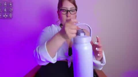 miss_stanfordd online show from July 7, 12:42 pm