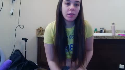 Bella online show from March 27, 2:18 pm