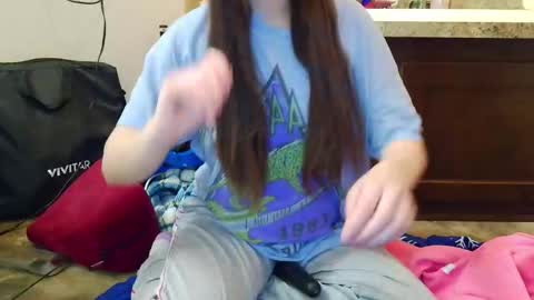 Bella online show from February 20, 2:52 pm