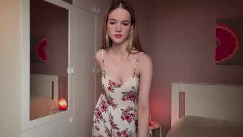 Emily online show from January 17, 7:51 am