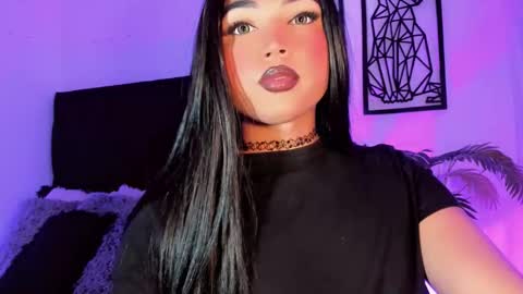 miss_zz online show from December 13, 7:53 pm