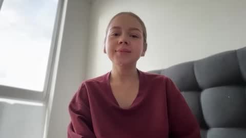 Ameliahs online show from November 28, 12:45 pm