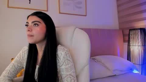 Ariadna Ruiz online show from March 18, 12:11 pm