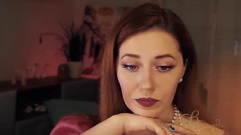 The divine Beverly online show from January 18, 4:43 am