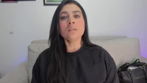 Bianca Torres online show from April 22, 1:57 am