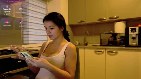 missbya online show from February 2, 5:59 am