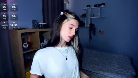 Snapshot of misschaotic_ chatting on September 16, 7:44 am Shelley online show from September 16, 7:44 am
