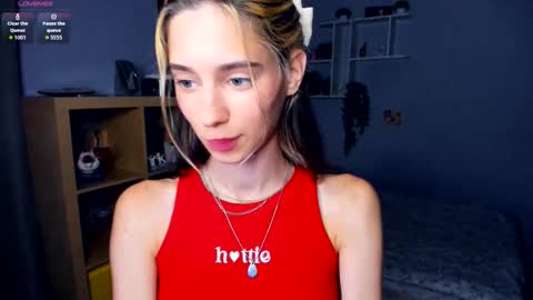 Snapshot of misschaotic_ chatting on September 20, 7:55 am Shelley online show from September 20, 7:55 am