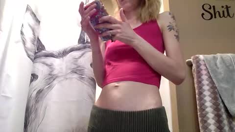 MissEeva online show from February 8, 5:49 pm