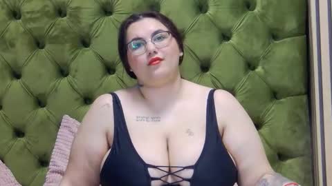 MissElisabeth online show from March 15, 5:45 am