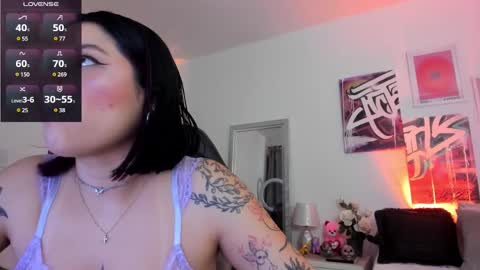 Annie online show from February 19, 2:33 am