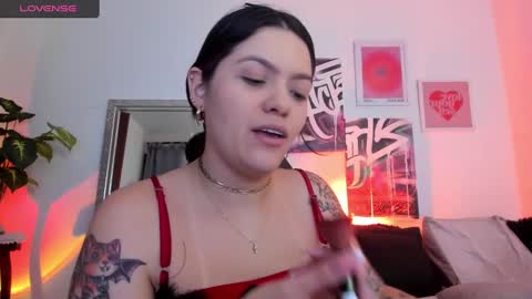 Annie online show from February 9, 2:28 am