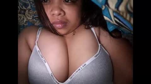 Missi online show from May 31, 6:31 pm