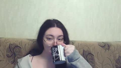 missis mona online show from April 12, 11:20 pm