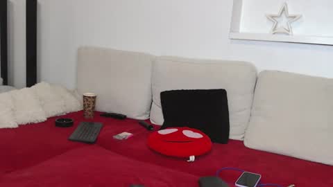 missjenifer online show from November 7, 10:23 pm