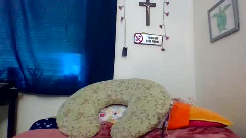 Missjuicy1luv online show from October 16, 7:35 pm