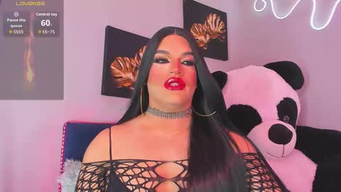 kassandra lazcano online show from September 30, 1:38 am